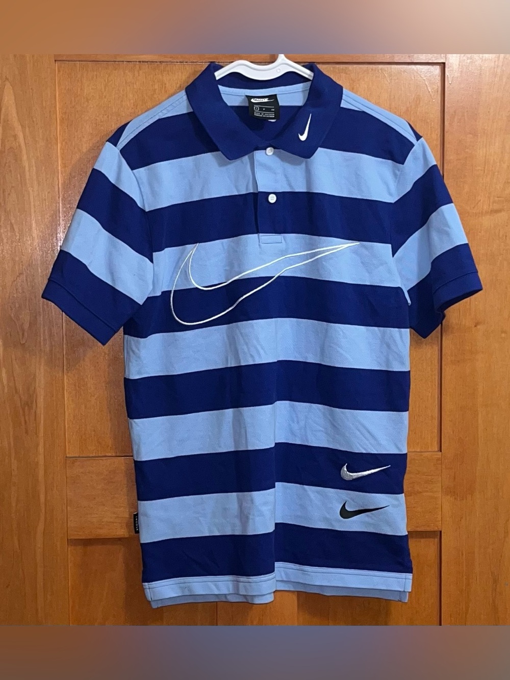Nike Polo Shirt Mens Small Blue Striped Swoosh Sportswear Tennis Athleisure Knit
